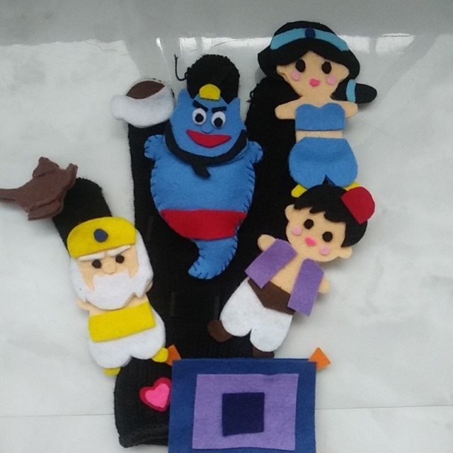 【みんなの投稿】手袋シアター 　アラジンと魔法のランプ