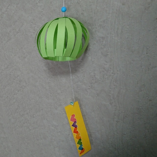 【みんなの投稿】画用紙で、風鈴🎐 【みんなの投稿】画用紙で、風鈴🎐