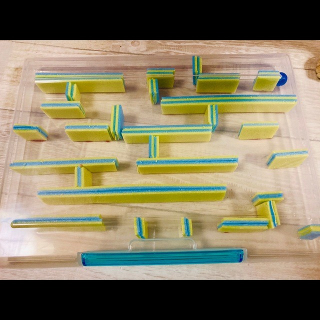 【みんなの投稿】100均素材でビー玉迷路（2歳〜5歳）