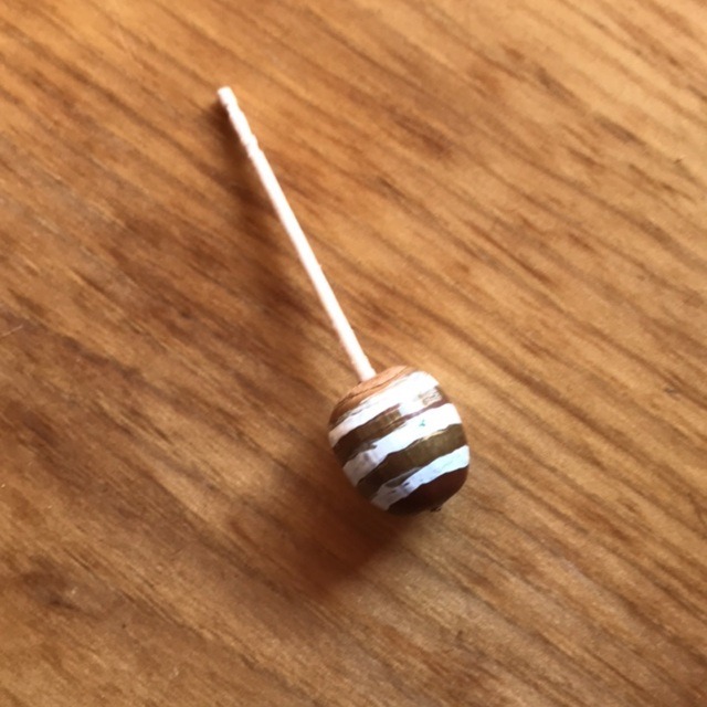 【みんなの投稿】【どんぐりごま】