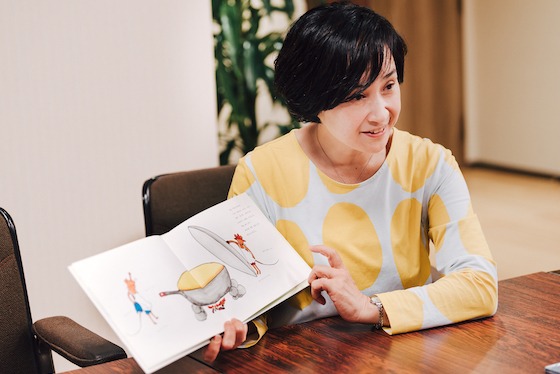 絵本と出会い、日常が変わっていく。ー「こどものとも」編集長・関根さんが 23年絵本と関わり続けて気づいたこと