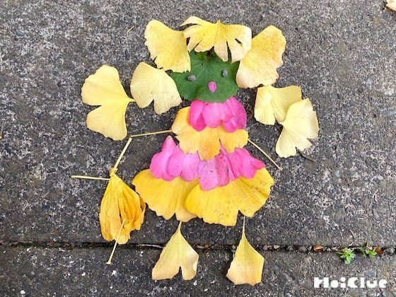 【自然遊び】イチョウを並べて…シンデレラ！〜素材／イチョウの葉〜