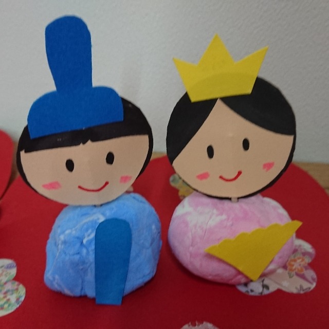 【みんなの投稿】紙粘土を使って、お雛様🎎