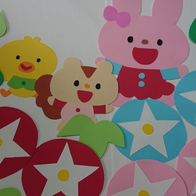 【みんなの投稿】夏の壁面飾り、アサガオです💖