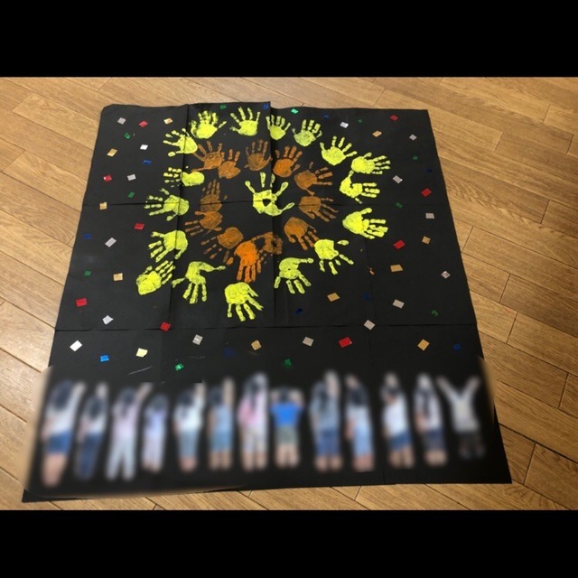 【みんなの投稿】手形 花火 【みんなの投稿】手形 花火