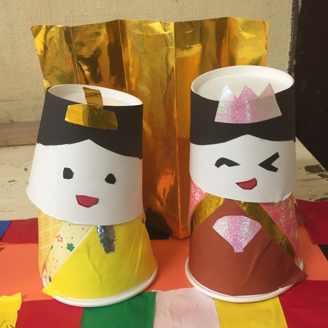 【みんなの投稿】紙コップのおひなさま