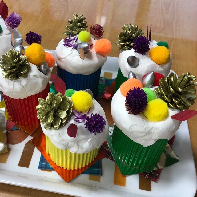 【みんなの投稿】♫秋の制作(カップケーキ)