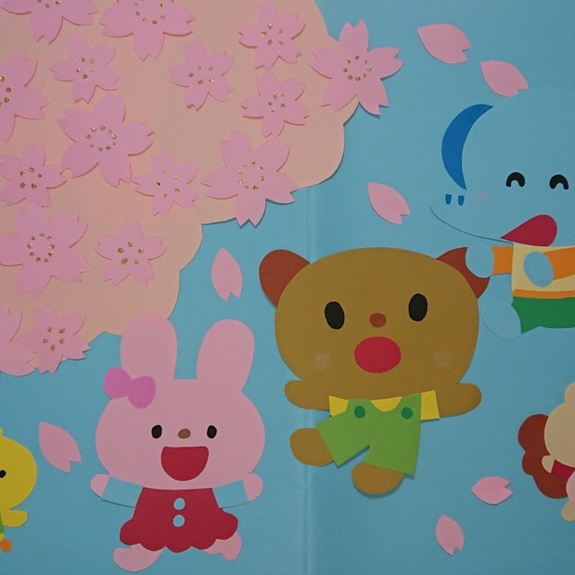 【みんなの投稿】桜の季節の壁面飾り