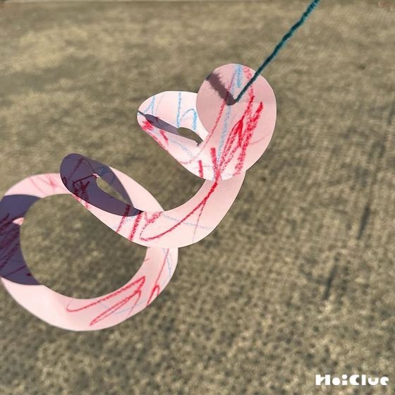 ぐるぐる凧〜乳児さんから楽しみやすい、手作り凧遊び〜