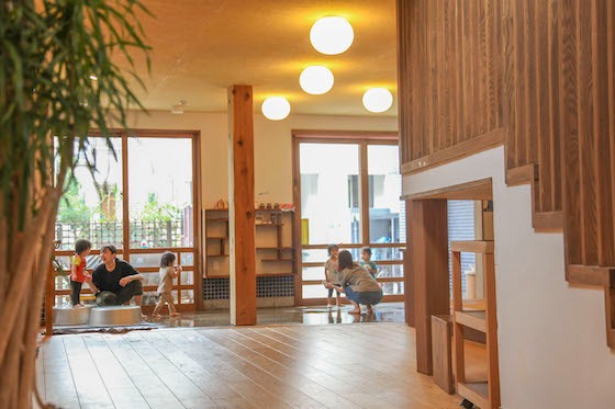 「遊びと暮らしを大切にするとは？」開園二年目の風の丘めぐみ保育園の保育と向き合う日々。