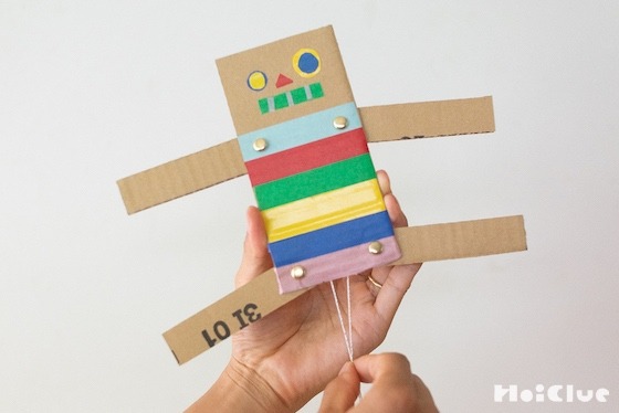 手足がぴょこぴょこ！段ボールのハンペルマン人形〜素材／段ボール〜