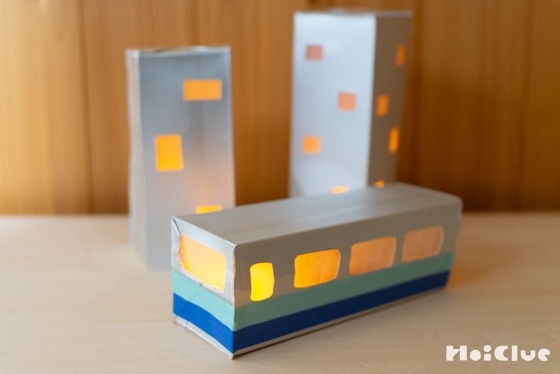 【工作コラム】アルミ付き紙パックで電車とビルを作ろう！〜素材／アルミ付き紙パック〜