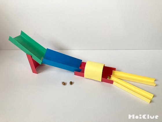 どんぐりコースター〜試行錯誤の遊び〜