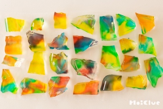 色であそぶ、琥珀糖づくり〜素材／寒天〜