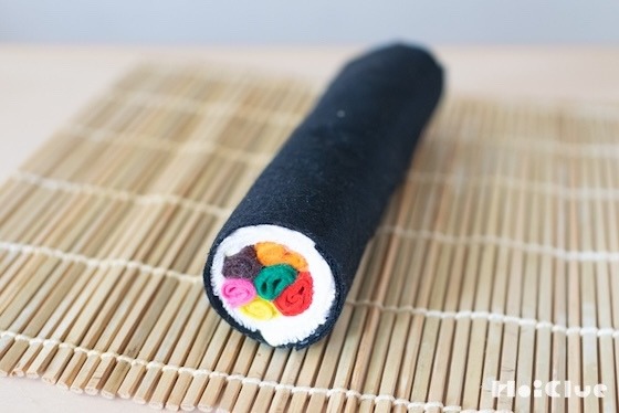タオルとフェルトで作る、恵方巻き・海苔巻き！〜素材／ハンドタオル〜