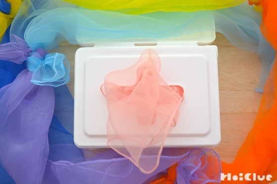 無限ティッシュ〜乳児期の好奇心やわくわくがギュっと詰まったあそび〜