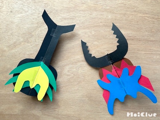 むしむし紙飛行機〜切ってひらくが楽しい遊び〜