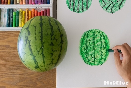 スイカのしましまは、どんな模様？イメージと実物の違いに気づくデッサンあそび〜素材／スイカ〜