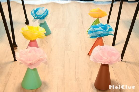 おめでとうの花道〜花紙と画用紙でできる卒園・入園飾り〜