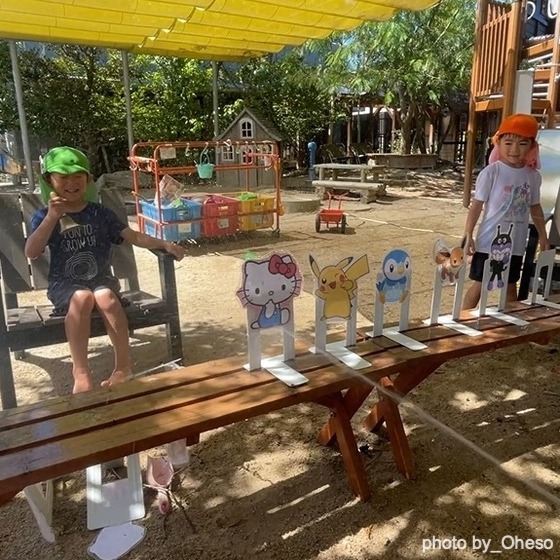 「ねらえ!水のスナイパー」──自作ウォータージェット的あてゲーム(佐賀県佐賀市ーおへそこども園) 「ねらえ!水のスナイパー」──自作ウォータージェット的あてゲーム(佐賀県佐賀市ーおへそこども園)