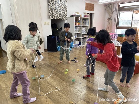 まわってる〜!(神奈川県横浜市ーりんごの木子どもクラブ) まわってる〜!(神奈川県横浜市ーりんごの木子どもクラブ)