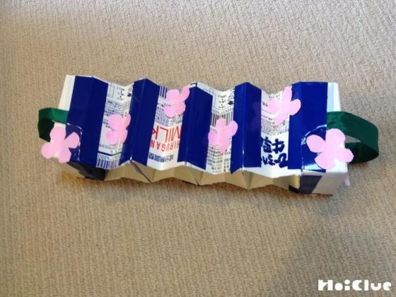 伸び縮みアコーディオン〜動かして遊べる手作りおもちゃ〜