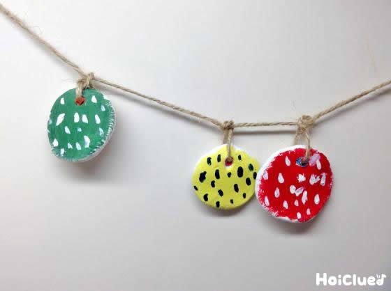 ペタッとカラフルガーランド〜紙粘土で作る部屋かざり〜